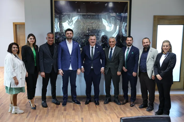 Bursaspor Şampiyonluğunu Ziyaretle Kutladı!
