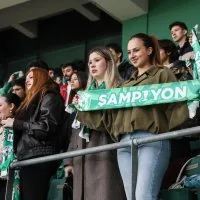 Bursaspor sevgisi tribünlerde büyüyor Bursaspor sevgisi tribünlerde büyüyor