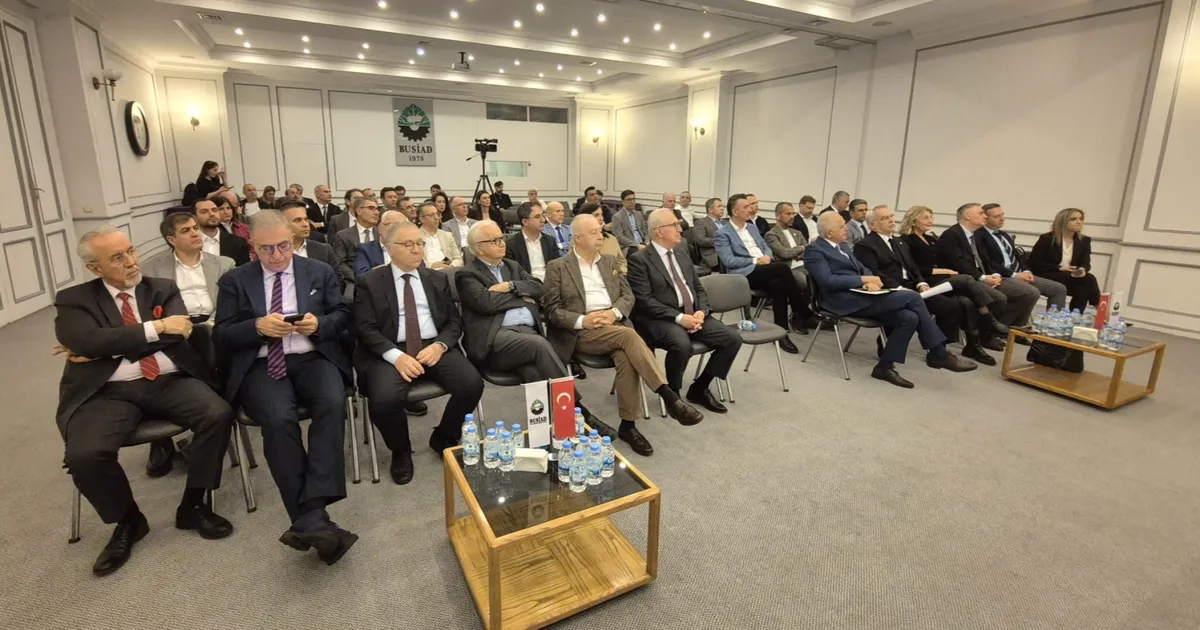 BUSİAD: Belirsizlikler Fırsatlar Sunuyor!