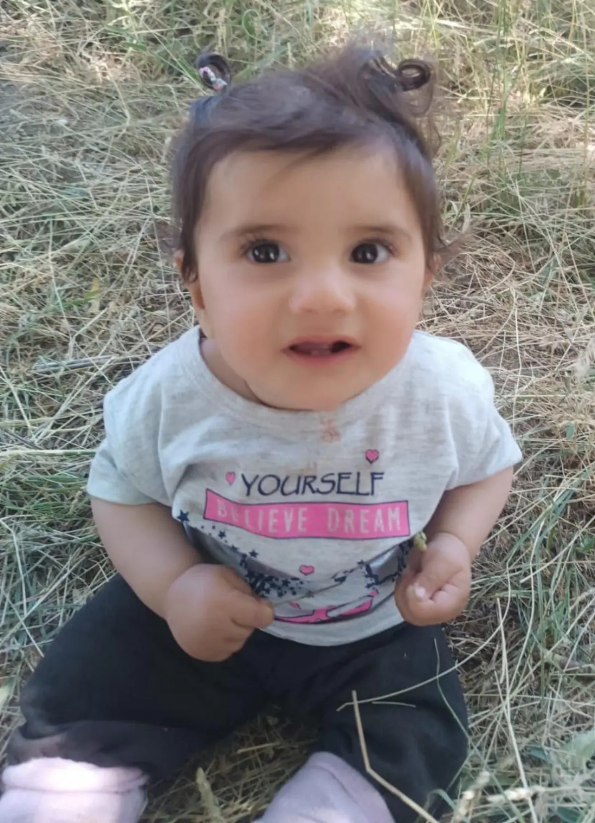 11 aylık Büşra bebek 23 gündür kayıp... O baba bir çocuğunu da balkondan atmış! Kardeşleri konuştu:  Annelerine şiddet uyguladıktan sonra...  2