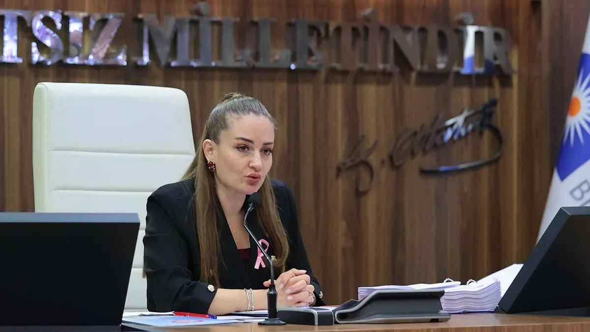 Büşra Özdemir’den AK Parti İddialarına Yanıt