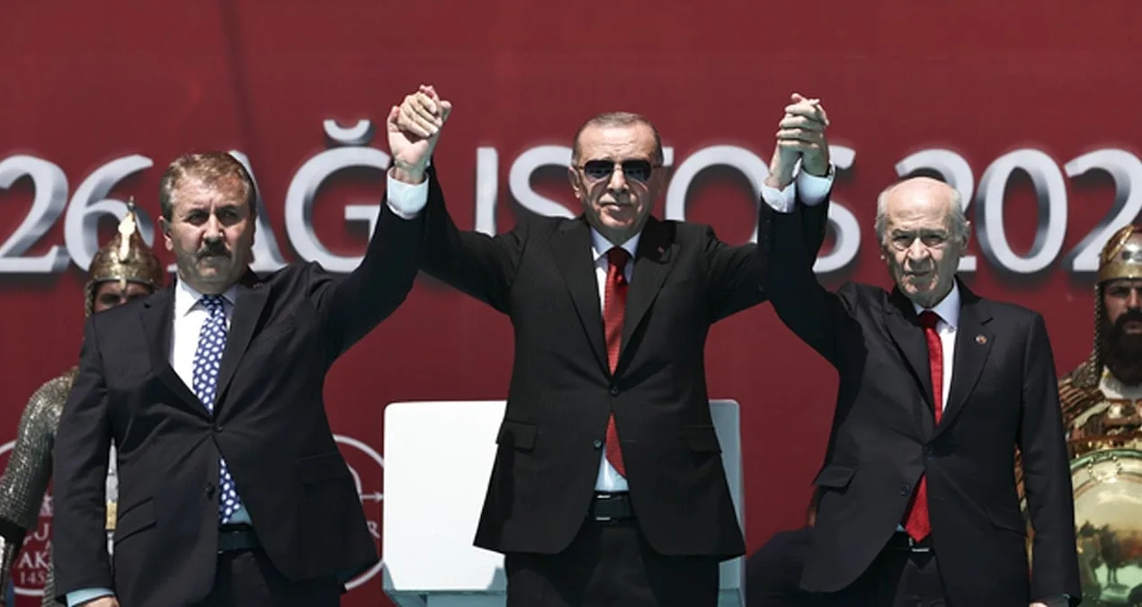 Büyük Birlik’ten Özel’e Saldırıya Sert Tepki!