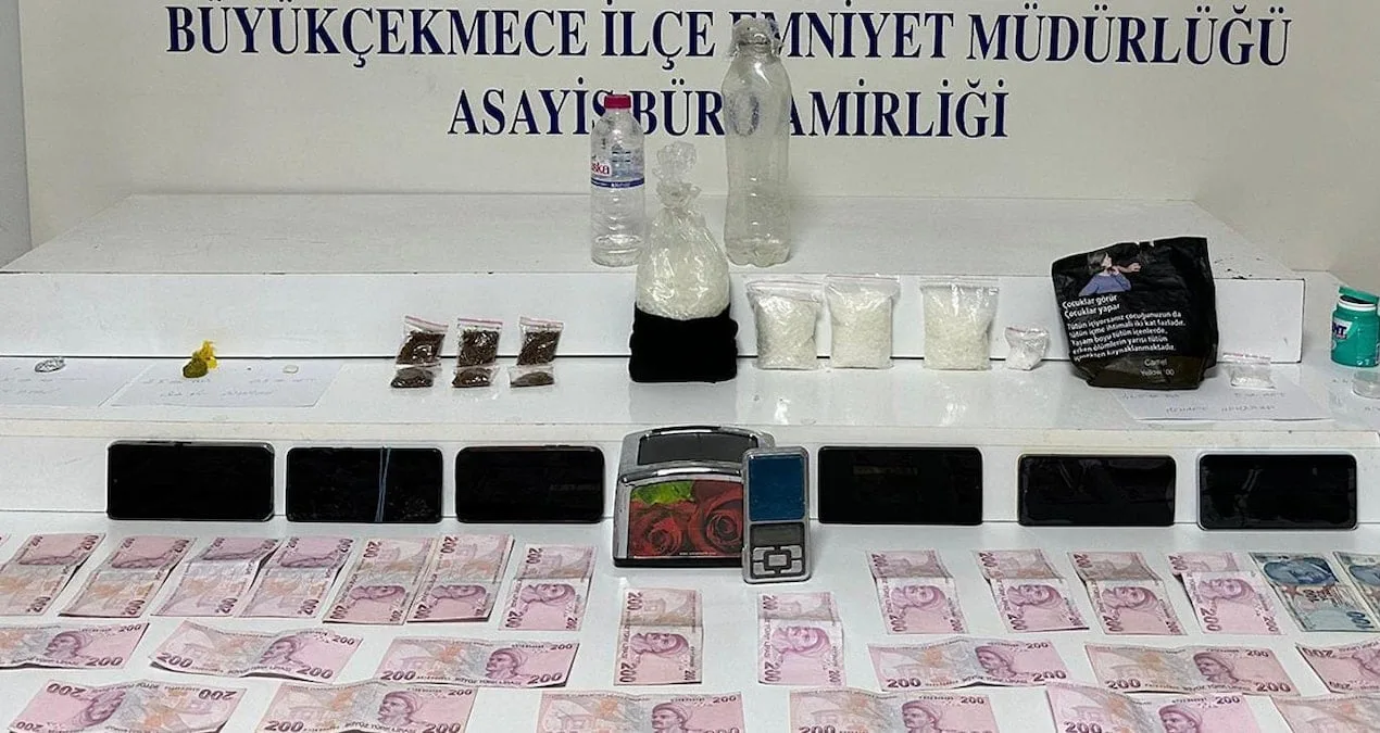 Büyükçekmece’de Uyuşturucu Operasyonu: 5 Gözaltı!