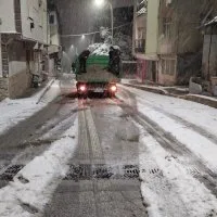 Büyükşehir'den karla mücadelede tam mesai Büyükşehir'den karla mücadelede tam mesai
