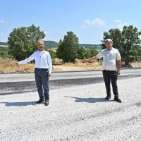 1786191370<em>135</em>Buyuksehir-Harmancikta-da-yollari-yeniliyor.jpeg