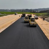 Büyükşehir'le yeni yerleşimlere modern yollar Büyükşehir'le yeni yerleşimlere modern yollar