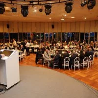 Büyükşehir Meclisi ailesi aynı sofrada buluştu Büyükşehir Meclisi ailesi aynı sofrada buluştu