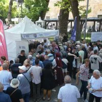 1783625121<em>908</em>Buyuksehir-Muharrem-ayinin-bereketini-vatandaslarla-paylasiyor.jpeg