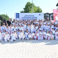 1785460228<em>605</em>Buyuksehirli-taekwondocularin-kusak-heyecani.jpeg