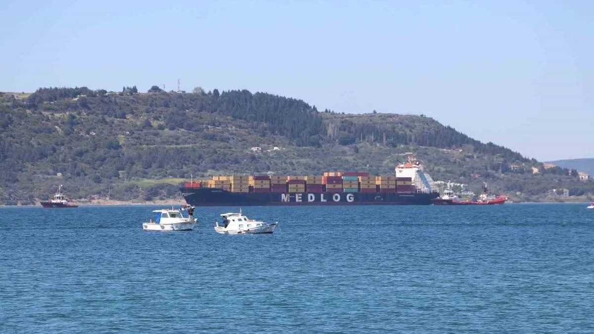 Çanakkale Boğazı’nda Gemi Arızası: Trafik Durdu!