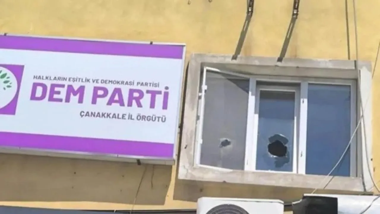 Çanakkale’de DEM Parti’ye Taşlı Saldırı Gerçekleşti