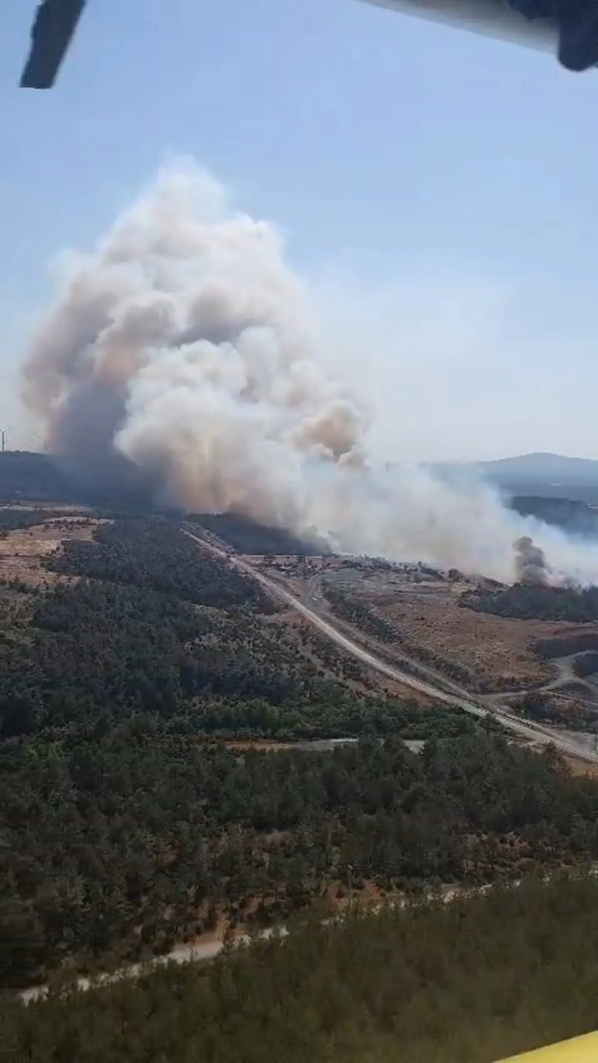 Çanakkale de orman yangını! Ekipler seferber oldu 2