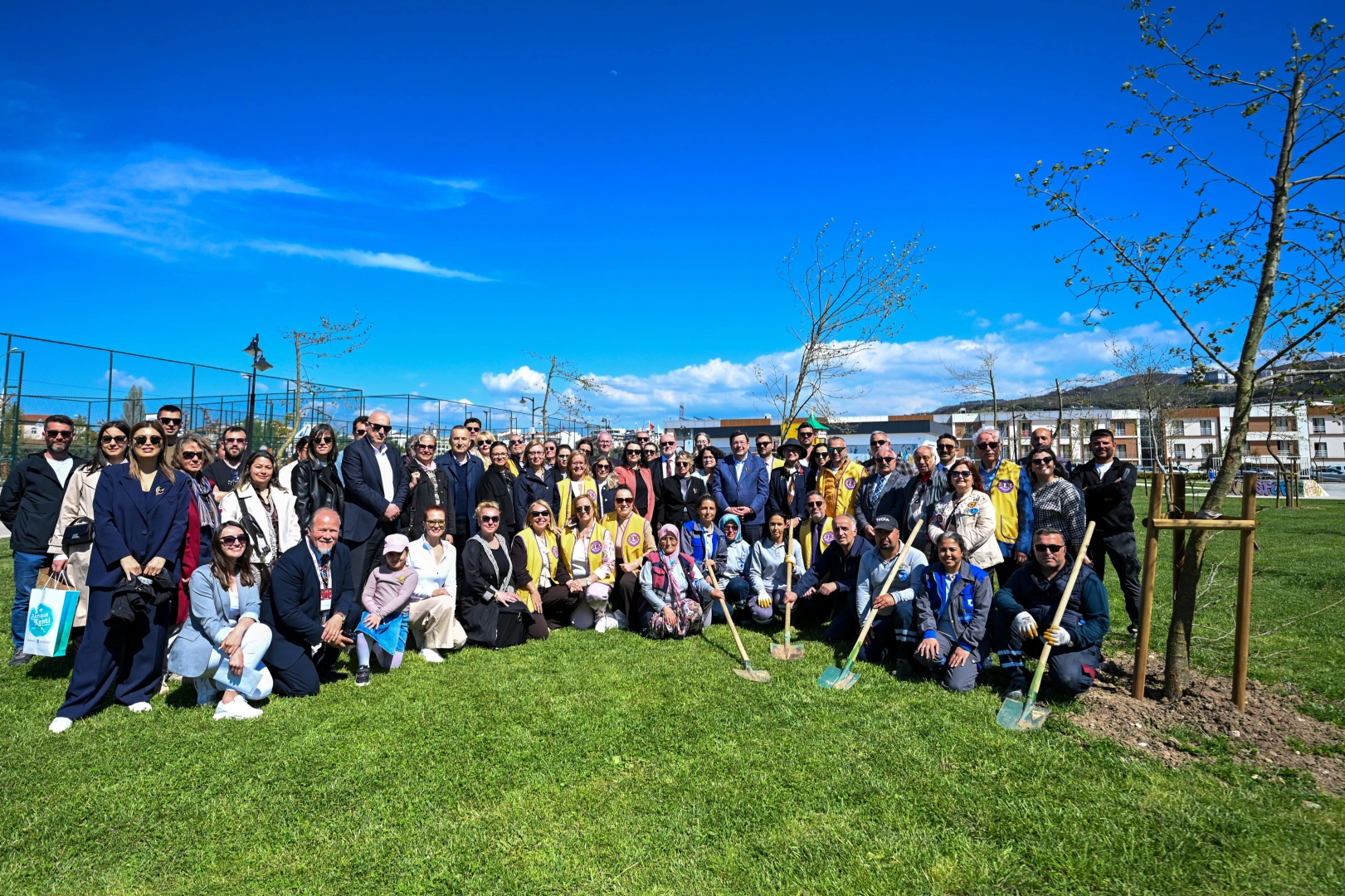 Çanakkale’de Yeşil Bir Gelecek İçin Ağaç Dikimi