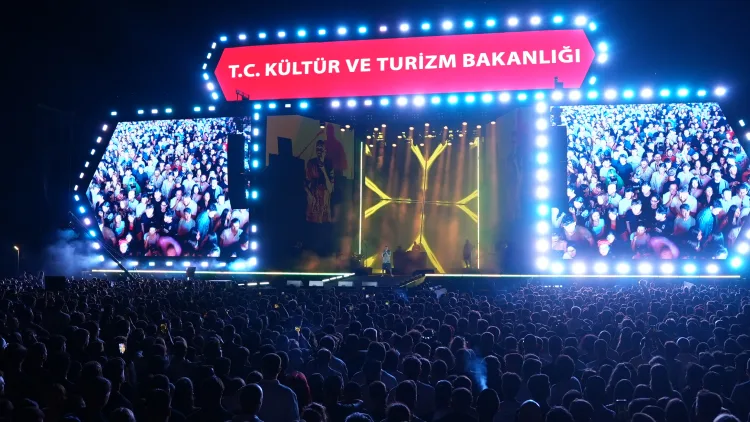 Çanakkale Festivali Ceza ile Coştu!