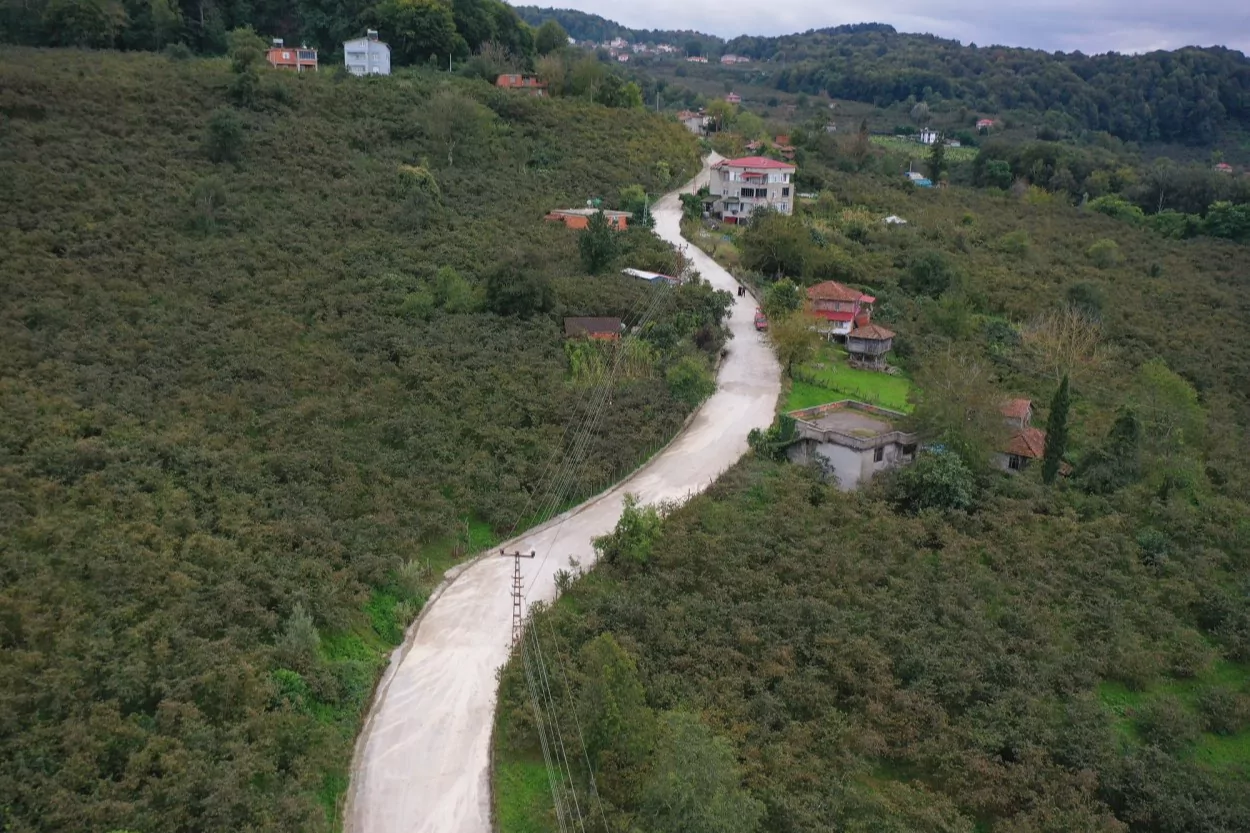 Çatak Mahallesi’nde Yol Çalışmaları Hızla İlerliyor