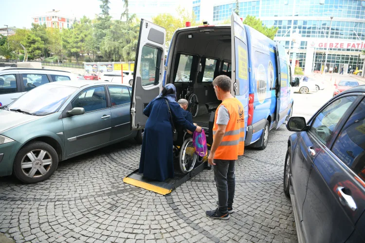Çayırova Belediyesi 2025’te İhtiyaç Sahiplerinin Yanında!