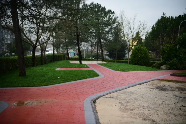 Çayırova’da Parklar Yenileniyor, Daha Yeşil Alanlar!