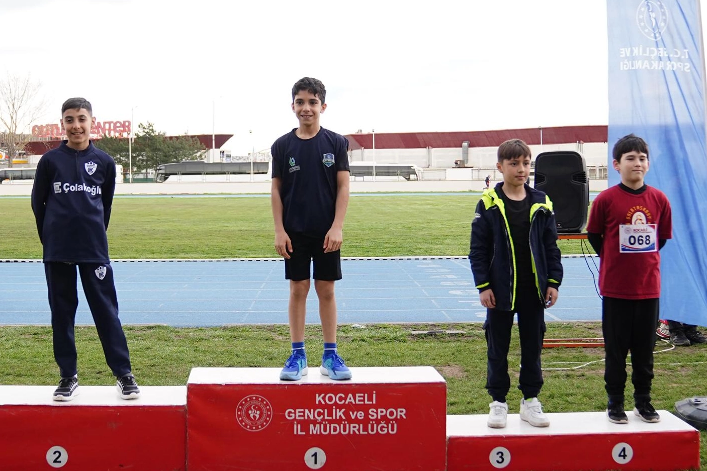 Çayırova’dan Atletizmde İki Madalya Sevinci!
