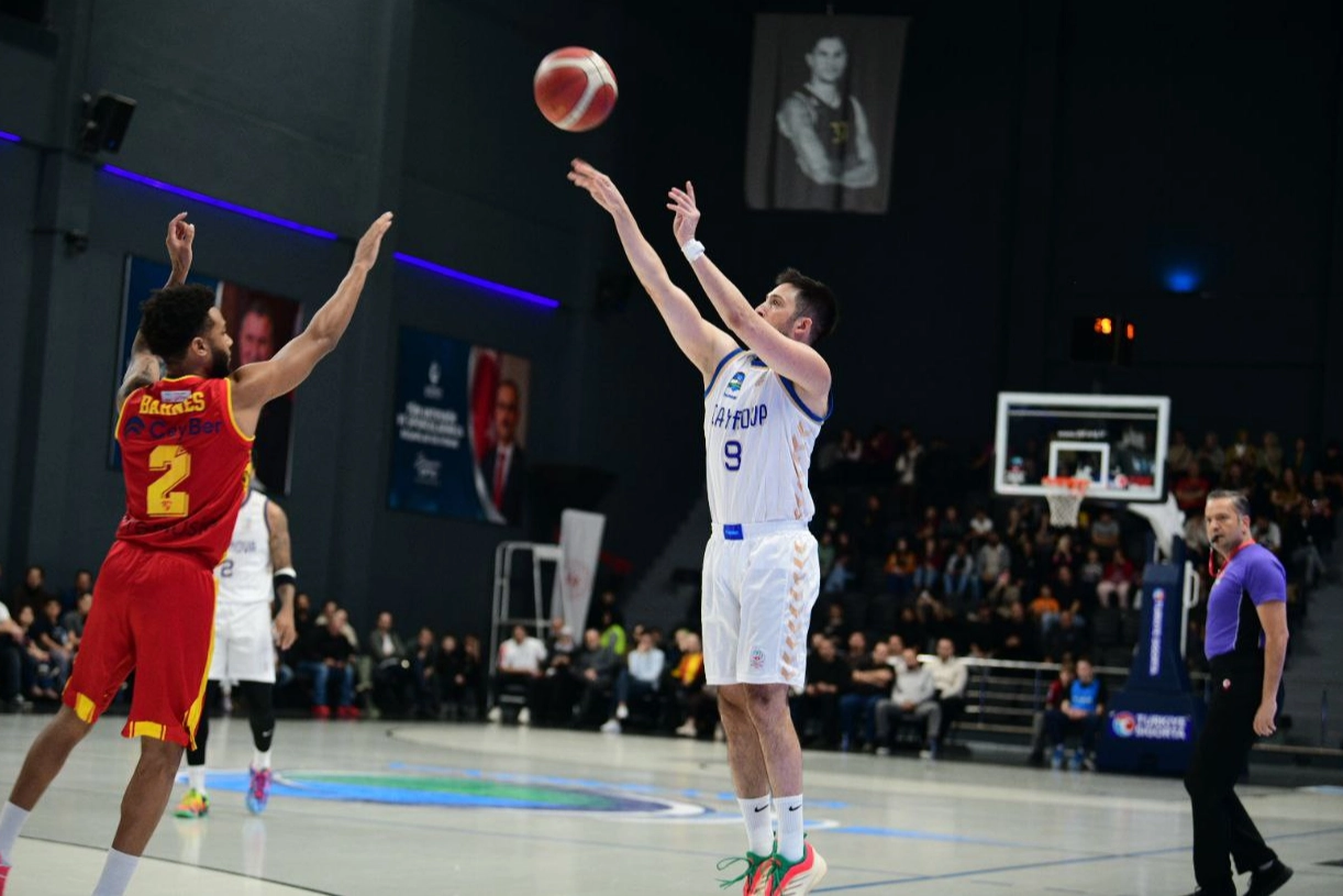 Çayırova, Göztepe’yi 87-78 ile geçti!