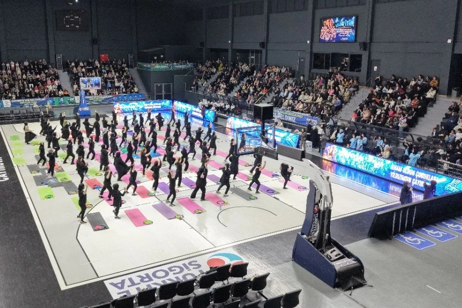 Çayırova’nın Sultanları: Voleybolda Dostluk Kazandı!