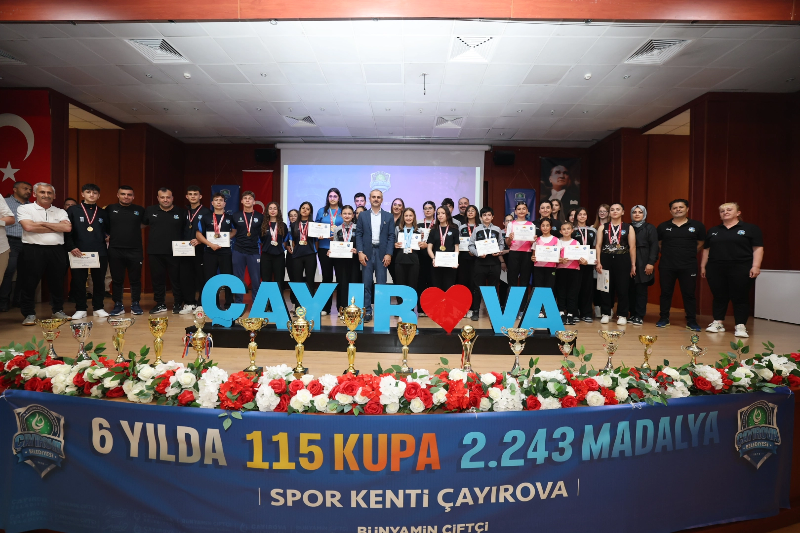 Çayırova Sporcuları 2025’te 354 Madalya Kazandı!