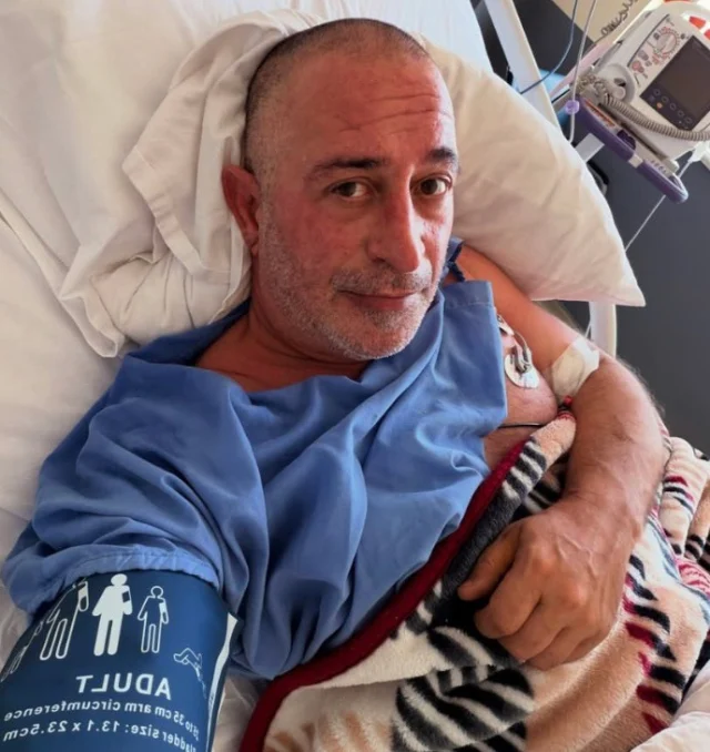 Cem Yılmaz’ın Kalp Krizi Sonrası Kulak Memesindeki Detaylar Dikkat Çekti