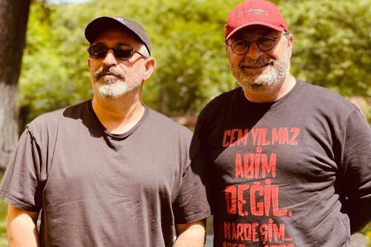 Cem Yılmaz’ın Sağlık Durumu: Anjiyo İşlemi Geçirdi, Durumu İyi