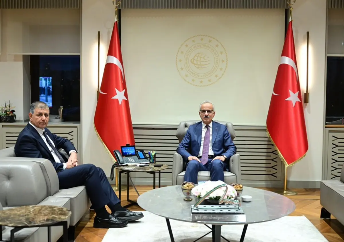 Telefonunu kapattı, talimat verdi!