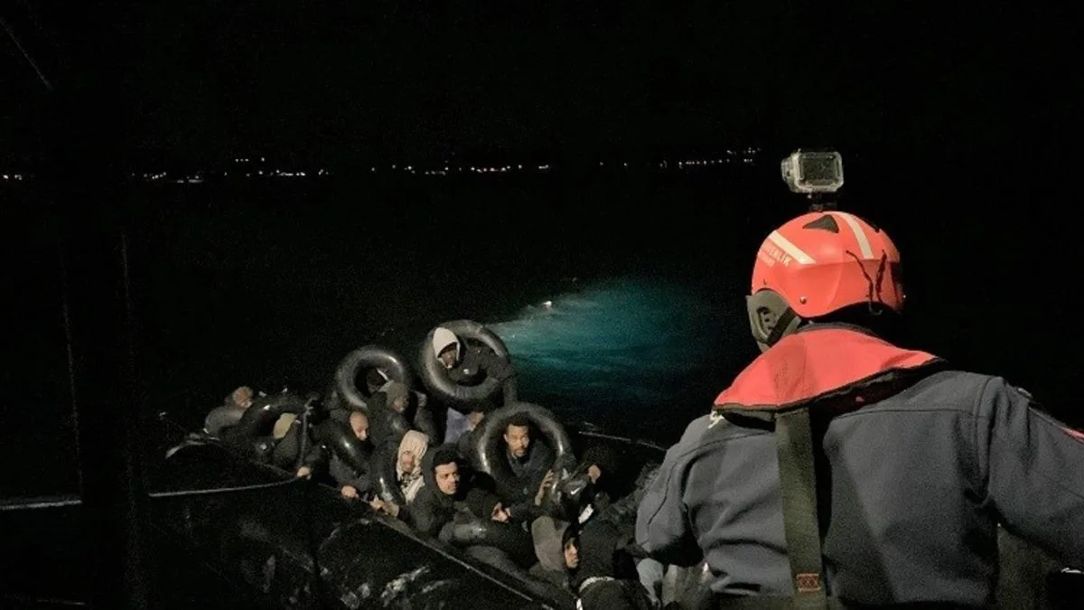 Çeşme’de Düzensiz Göçmen Operasyonu: 31 Yakalandı