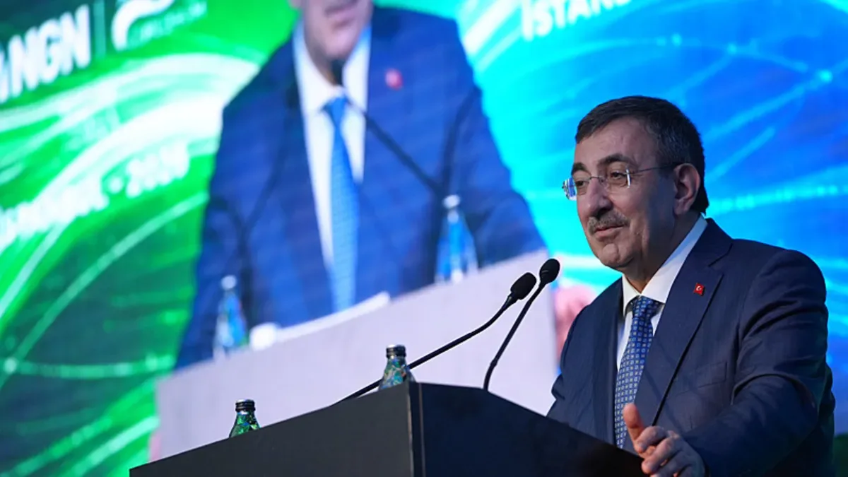 Cevdet Yılmaz: Ekonomimiz 1,6 Trilyona Yükseldi!