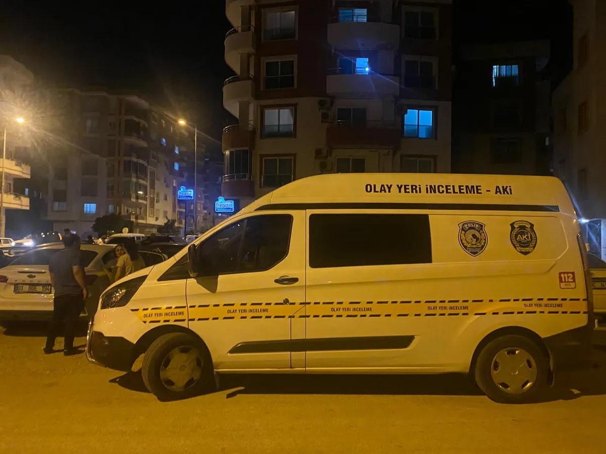 Ceyhan’da Aile Faciası: Eski Eşini Öldürüp Kendini Vurdu