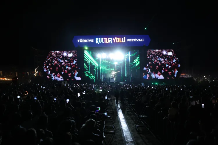 Ceza, Malatya Kültür Yolu Festivali’nde Coşturdu!
