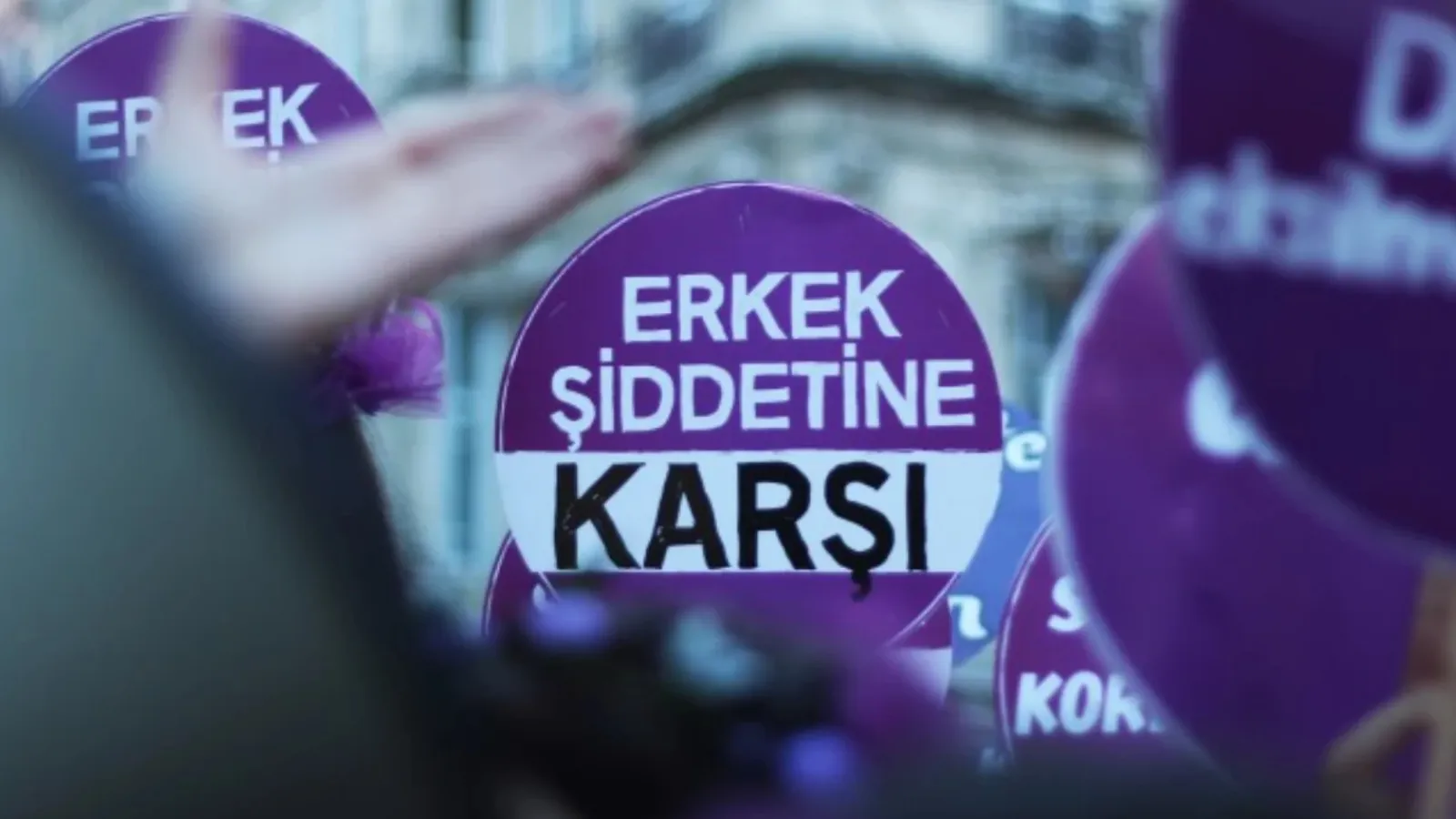 Cezaevinden İzinli Çıkan Şahıs, Eşini Bıçakladı!