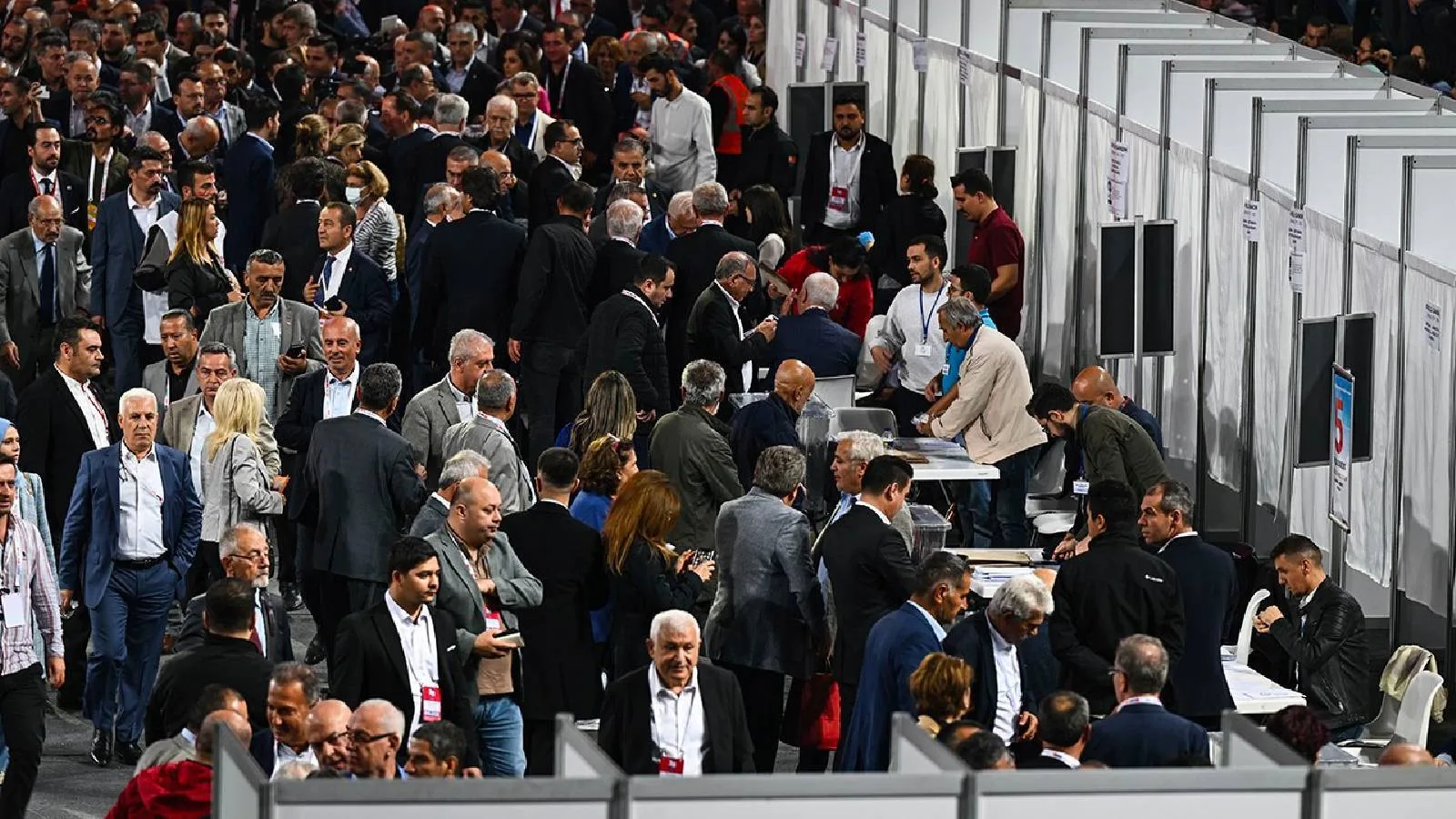 CHP, 39. Olağan Kurultay Tarihini Belirliyor!