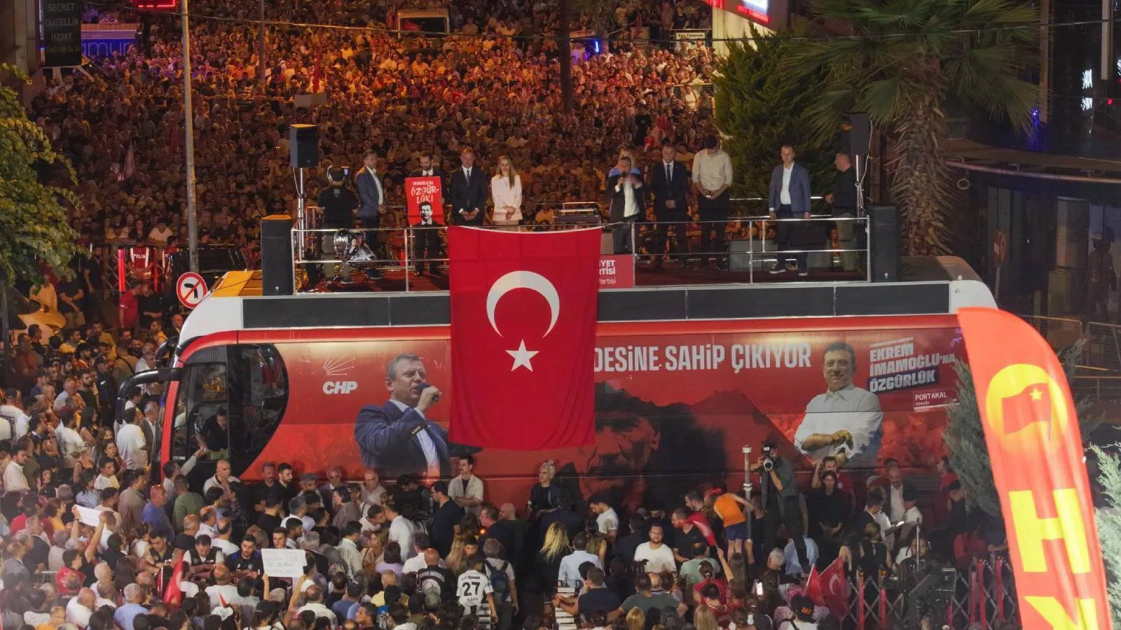 CHP Aydın’da Mitingle Tepki Gösterdi!
