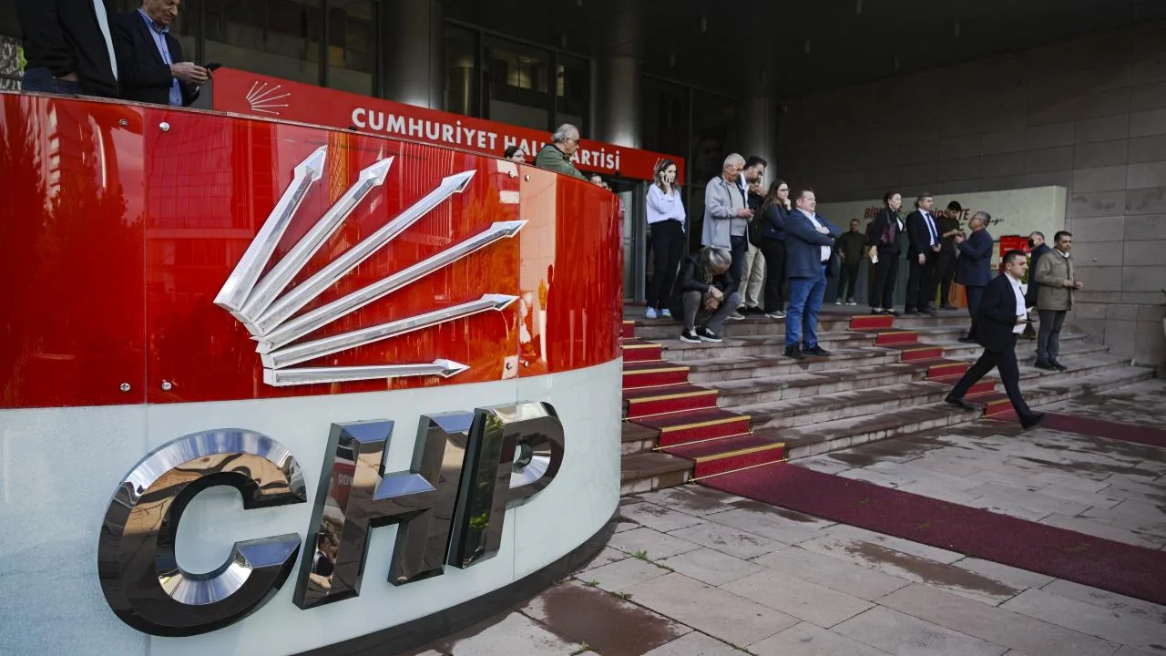 CHP Başkanları, Özgür Özel’in Yanında!
