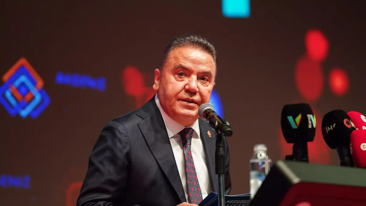 CHP’de Adaylık İçin 20 Milyon Euro Şart!