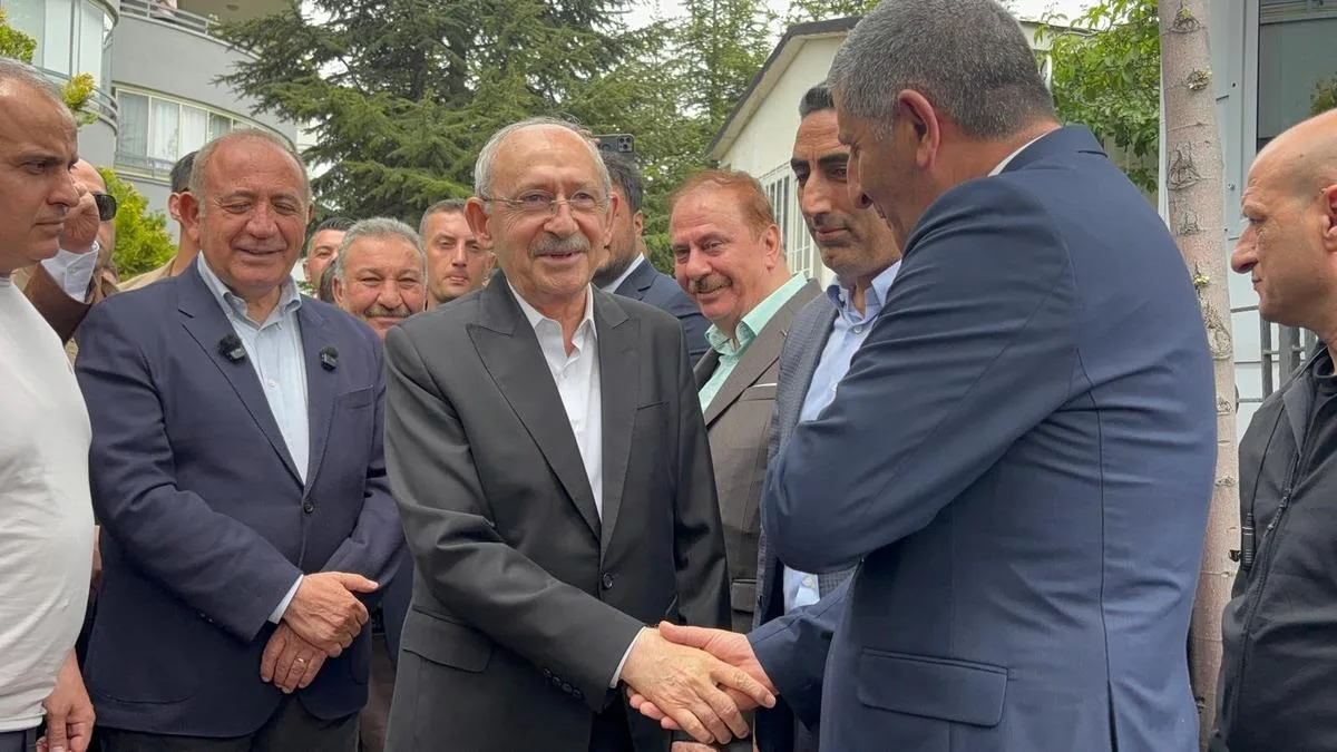 CHP’de Bayram Buluşması: Kılıçdaroğlu’nun Tavrı