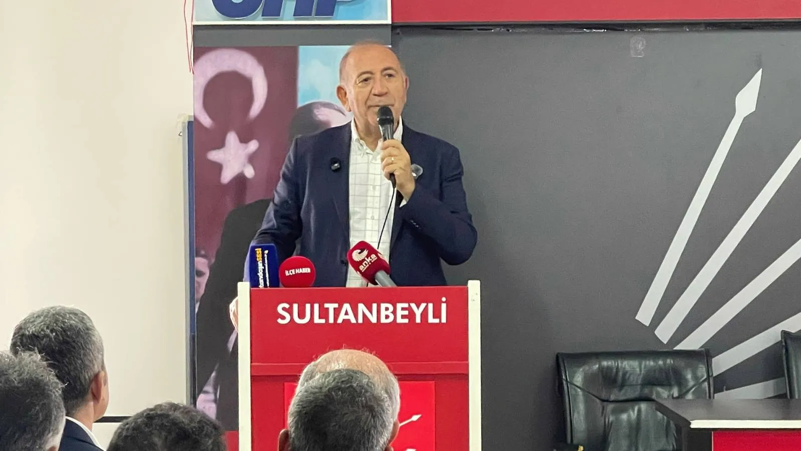 CHP’de Kavga Yok, Ayrışma Sorunu Var!