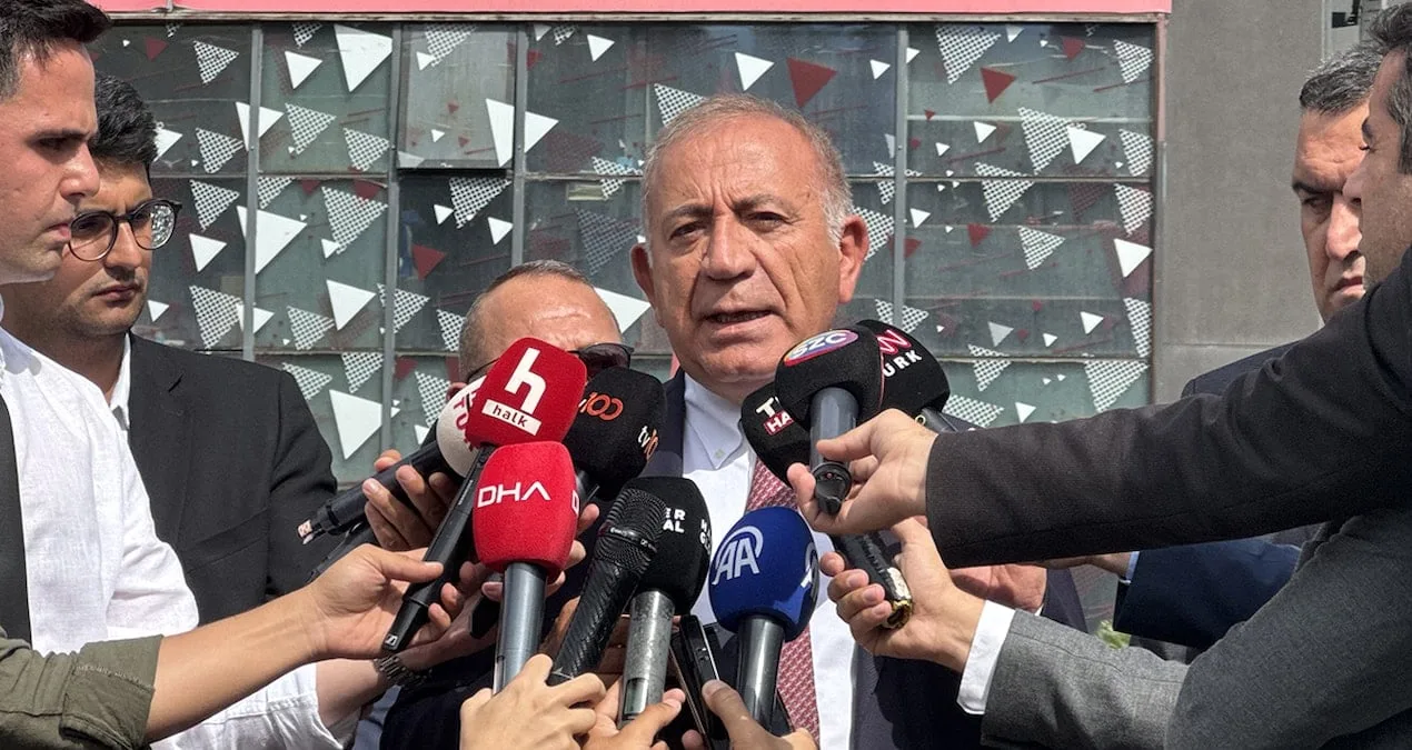 CHP’de Kayyum Gürsel Tekin’den Gizemli Ziyaret