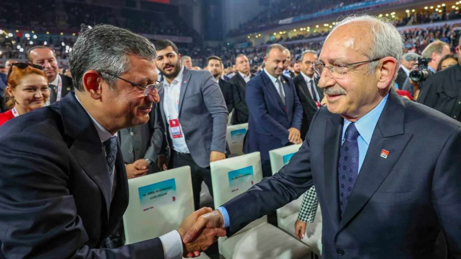 CHP’de Kılıçdaroğlu Krizi: Tepkiler Çığ Gibi!