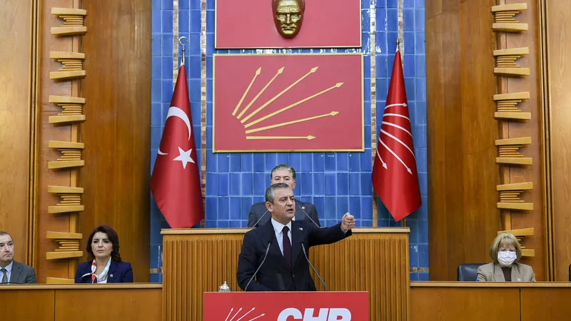 CHP’de Kılıçdaroğlu’na Sert Tepki: Toplantı Zorunlu!