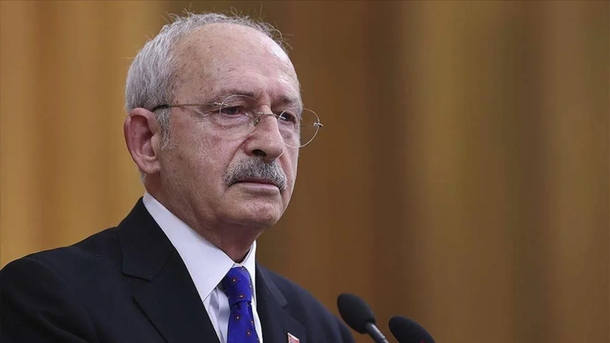 CHP’de Kriz: 28 İsim Parti Meclisi’nden İstifa Etti