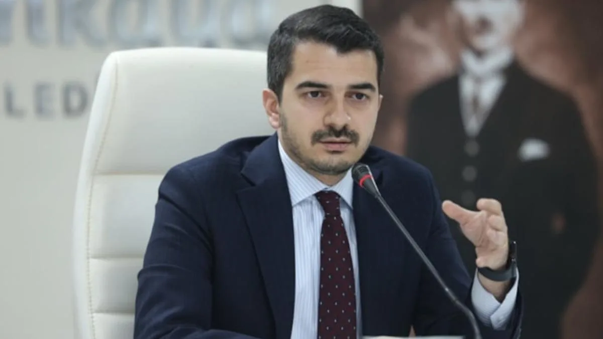 CHP’de Kriz Derinleşiyor: Selamlaşmayı Kesin!