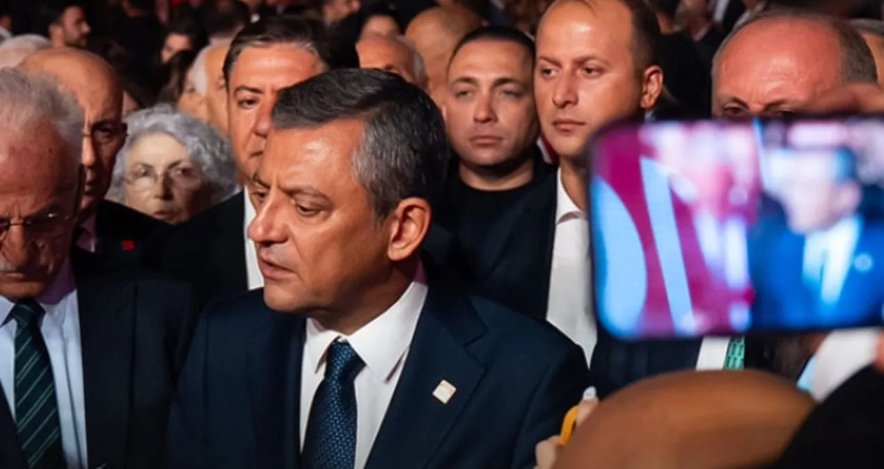 CHP’de Kriz: Özgür Çelik Göreve Dönüyor!