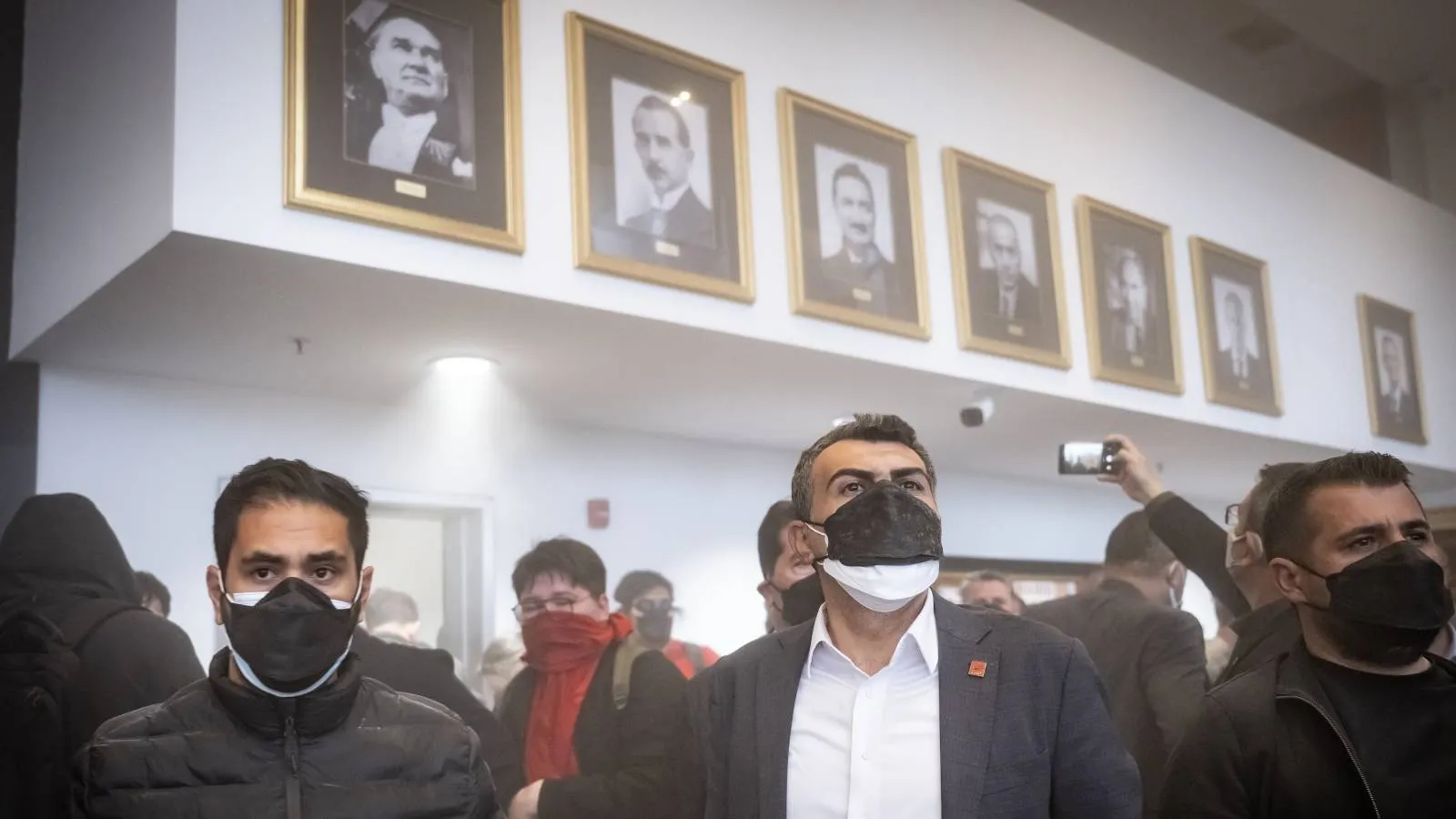CHP’de Kurultay Krizi: Hızlı Toplanma Çağrısı!