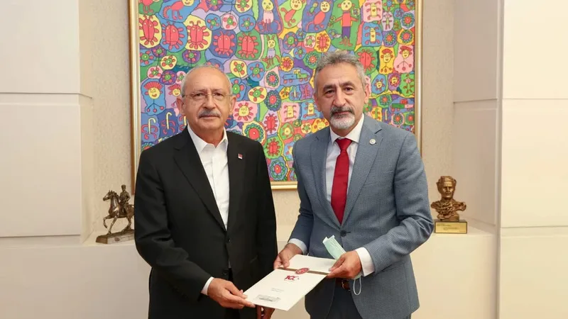 CHP’de Kurultay Krizi: İmza Atmayanlar Ne Dedi?