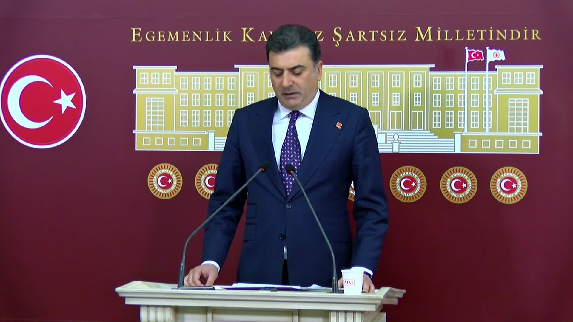 CHP’de Olağanüstü Kurultay İçin İmza Toplanıyor