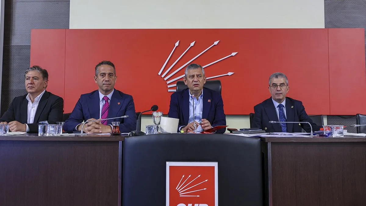 CHP’de Olağanüstü Kurultay İhtimali Artıyor!