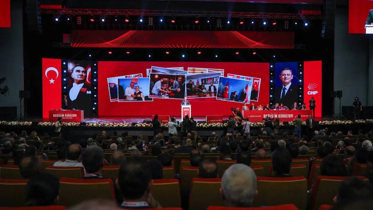 CHP’de Olağanüstü Kurultay Süreci Başladı!